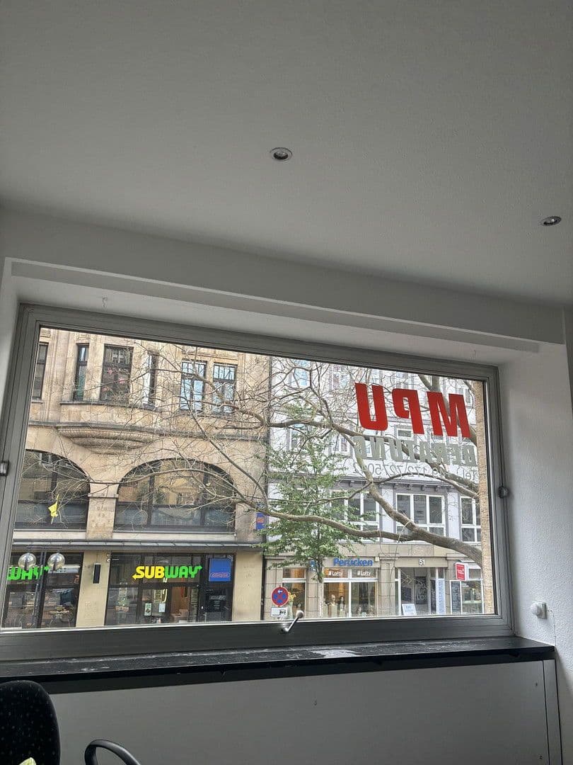 Pronájem kanceláře 75 m², Eberhardstr. 14, Stuttgart, Bádensko-Württembersko Pronájem kanceláře 75 m², Eberhardstr. 14, Stuttgart, Bádensko-Württembersko