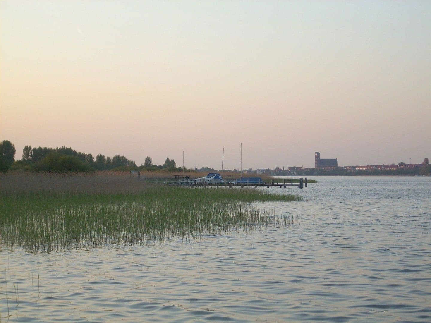 Pronájem bytu 3+1 73 m², Strasse am Uckersee 13, Nordwestuckermark, Braniborsko Pronájem bytu 3+1 73 m², Strasse am Uckersee 13, Nordwestuckermark, Braniborsko