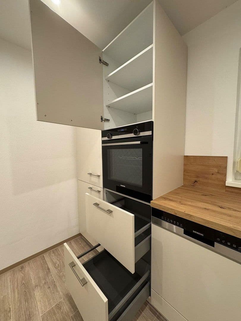 Pronájem bytu 3+1 73 m², Ansbacher Str. 26C, Gunzenhausen, Bavorsko Pronájem bytu 3+1 73 m², Ansbacher Str. 26C, Gunzenhausen, Bavorsko