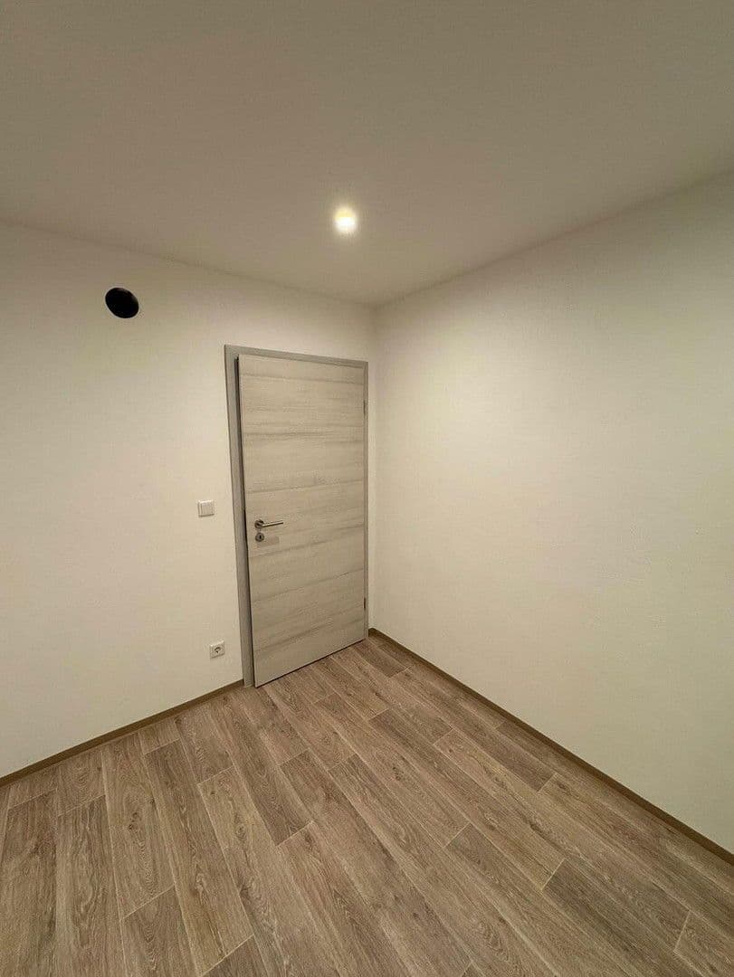 Pronájem bytu 3+1 73 m², Ansbacher Str. 26C, Gunzenhausen, Bavorsko Pronájem bytu 3+1 73 m², Ansbacher Str. 26C, Gunzenhausen, Bavorsko