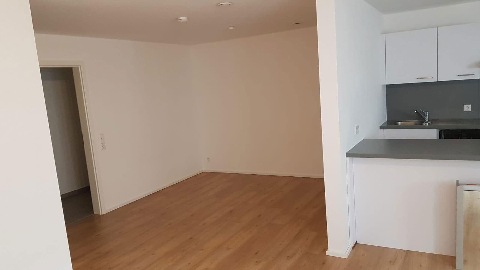 Pronájem bytu 3+1 67 m², Daimlerstraße 4, Rottenburg am Neckar, Bádensko-Württembersko Pronájem bytu 3+1 67 m², Daimlerstraße 4, Rottenburg am Neckar, Bádensko-Württembersko