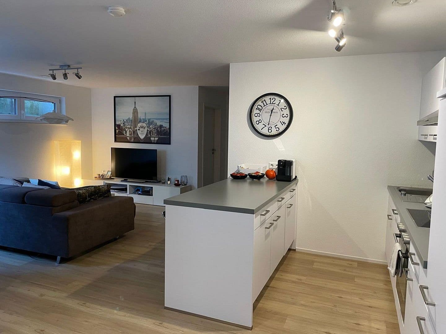 Pronájem bytu 3+1 67 m², Daimlerstraße 4, Rottenburg am Neckar, Bádensko-Württembersko Pronájem bytu 3+1 67 m², Daimlerstraße 4, Rottenburg am Neckar, Bádensko-Württembersko
