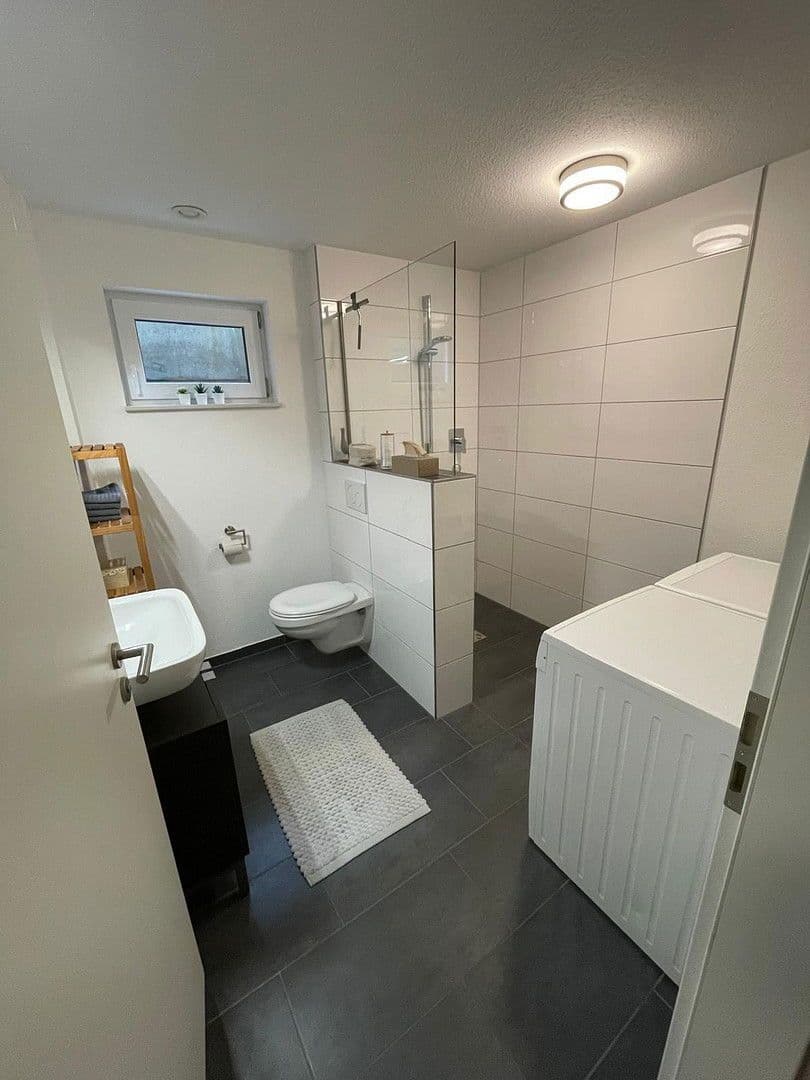 Pronájem bytu 3+1 67 m², Daimlerstraße 4, Rottenburg am Neckar, Bádensko-Württembersko Pronájem bytu 3+1 67 m², Daimlerstraße 4, Rottenburg am Neckar, Bádensko-Württembersko