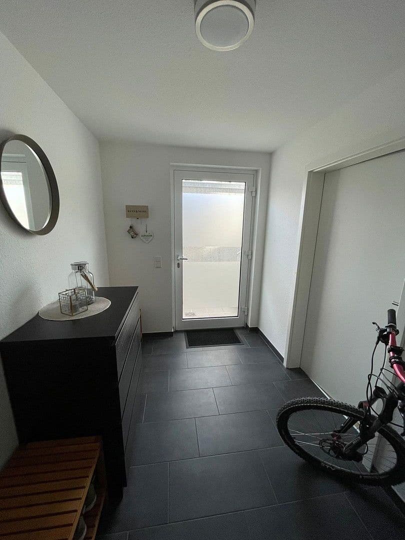 Pronájem bytu 3+1 67 m², Daimlerstraße 4, Rottenburg am Neckar, Bádensko-Württembersko Pronájem bytu 3+1 67 m², Daimlerstraße 4, Rottenburg am Neckar, Bádensko-Württembersko