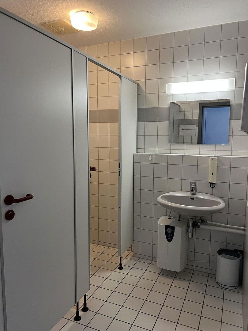 Pronájem kanceláře 1.050 m², Ludwigsburg, Bádensko-Württembersko Pronájem kanceláře 1.050 m², Ludwigsburg, Bádensko-Württembersko