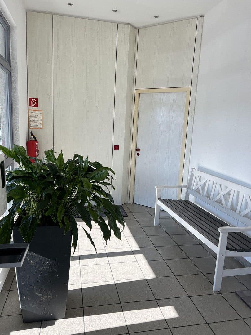 Pronájem kanceláře 1.050 m², Ludwigsburg, Bádensko-Württembersko Pronájem kanceláře 1.050 m², Ludwigsburg, Bádensko-Württembersko