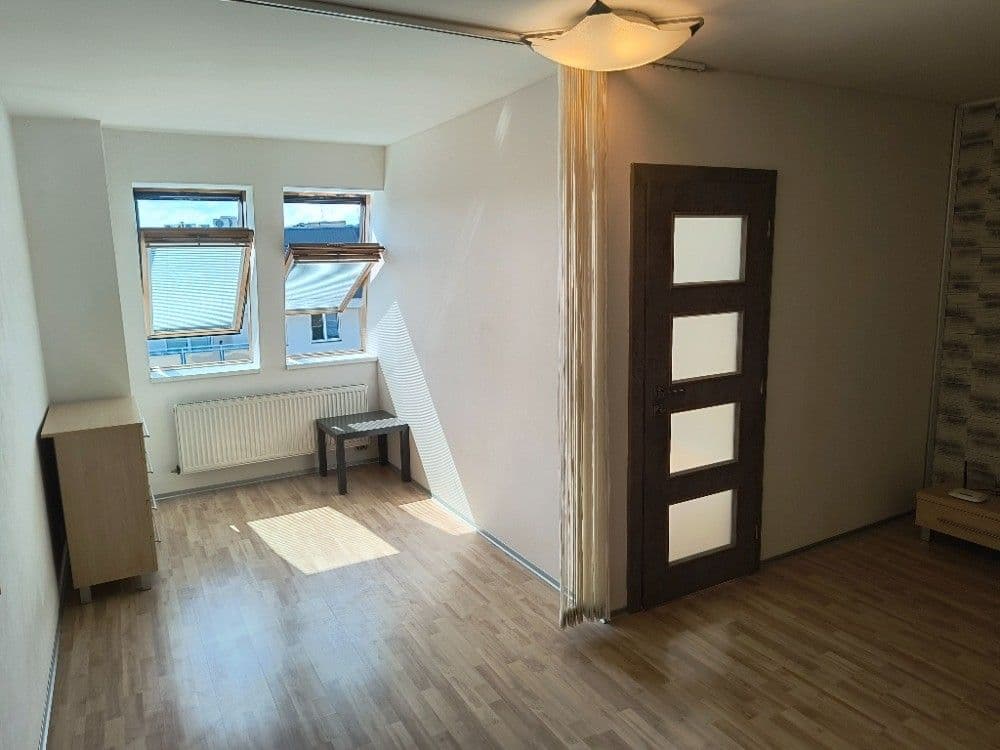 Pronájem bytu 2+kk 49 m², Handkeho, Olomouc, Olomoucký kraj Pronájem bytu 2+kk 49 m², Handkeho, Olomouc, Olomoucký kraj