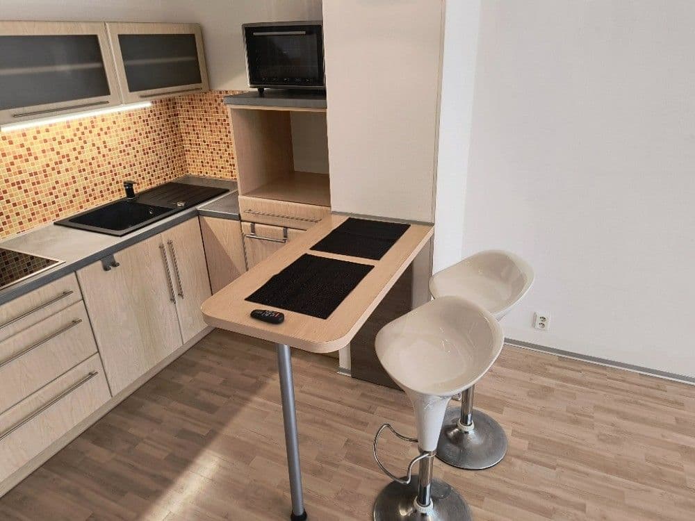 Pronájem bytu 2+kk 49 m², Handkeho, Olomouc, Olomoucký kraj Pronájem bytu 2+kk 49 m², Handkeho, Olomouc, Olomoucký kraj