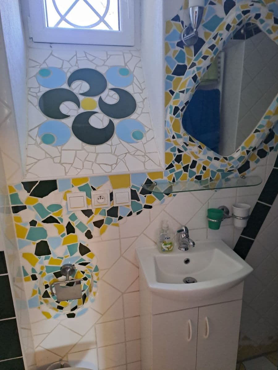 Pronájem bytu 1+1 40 m², Bulharská, Pardubice, Pardubický kraj Pronájem bytu 1+1 40 m², Bulharská, Pardubice, Pardubický kraj