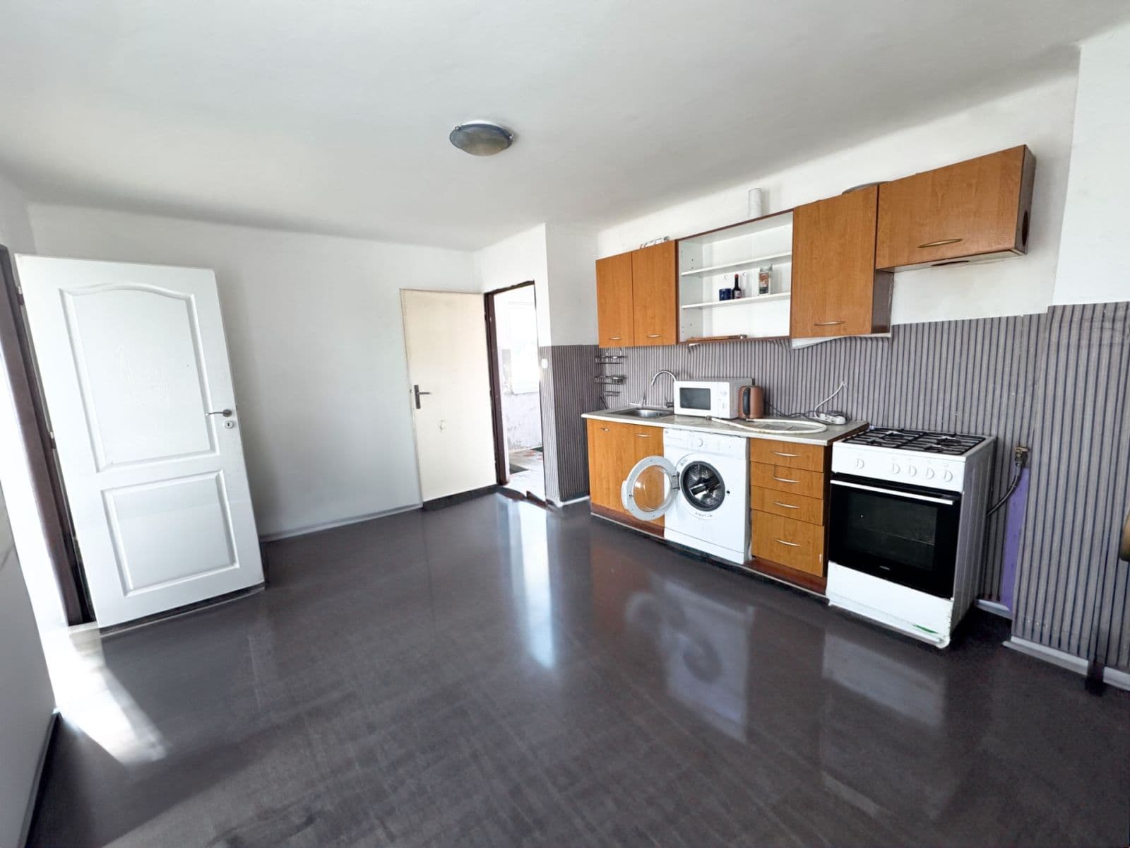 Prodej domu 140 m², pozemek 415 m², Husova, Bakov nad Jizerou, Středočeský kraj Prodej domu 140 m², pozemek 415 m², Husova, Bakov nad Jizerou, Středočeský kraj