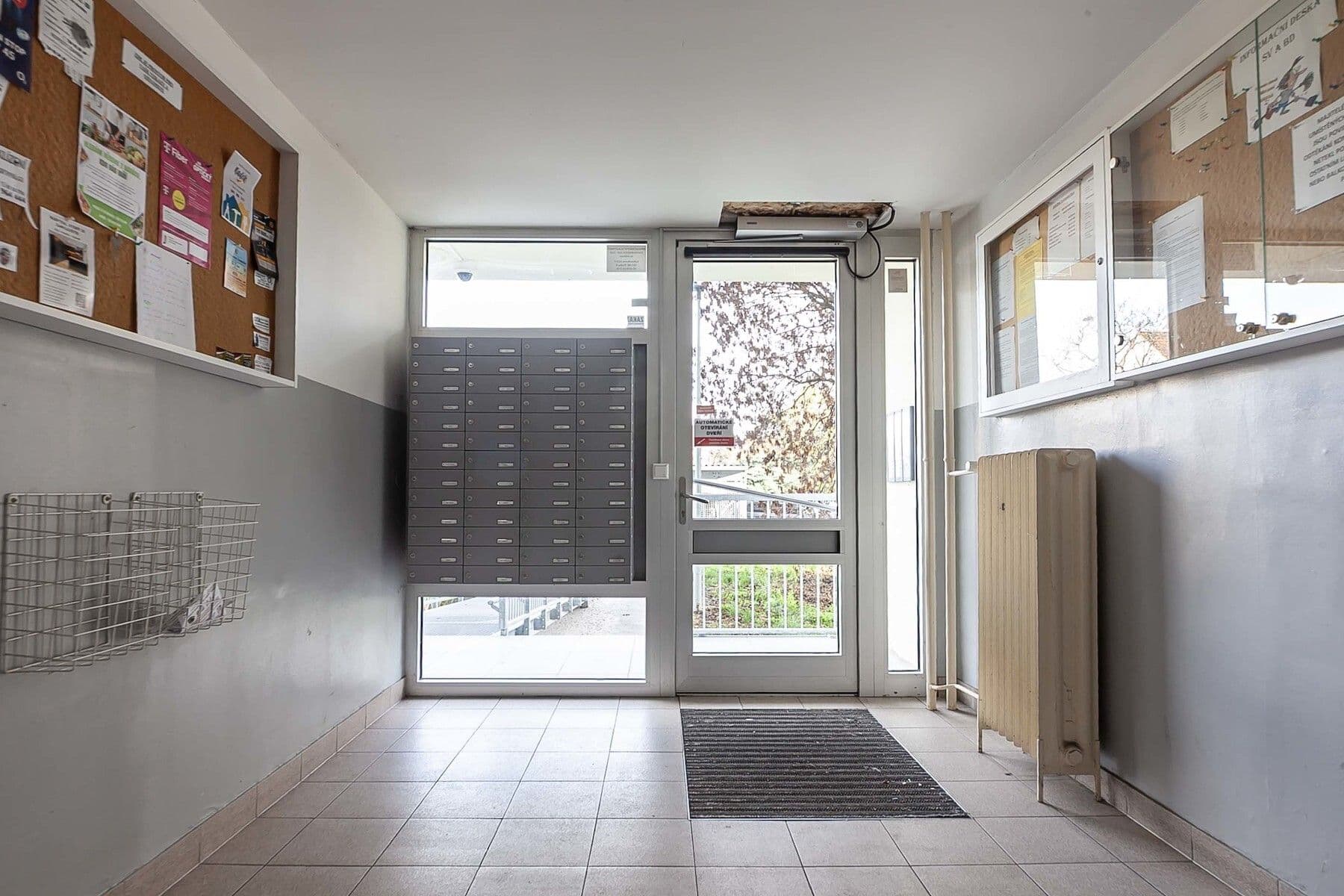 Prodej bytu 1+kk 34 m², Cafourkova, Praha, Praha Prodej bytu 1+kk 34 m², Cafourkova, Praha, Praha