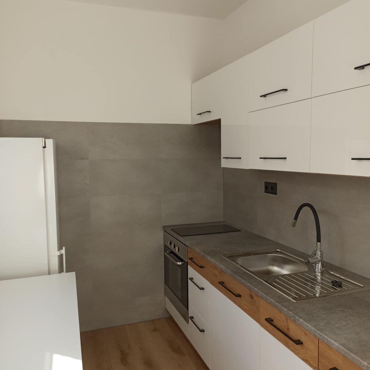 Pronájem bytu 1+1 37 m², sídl. Svobody, Prostějov, Olomoucký kraj Pronájem bytu 1+1 37 m², sídl. Svobody, Prostějov, Olomoucký kraj