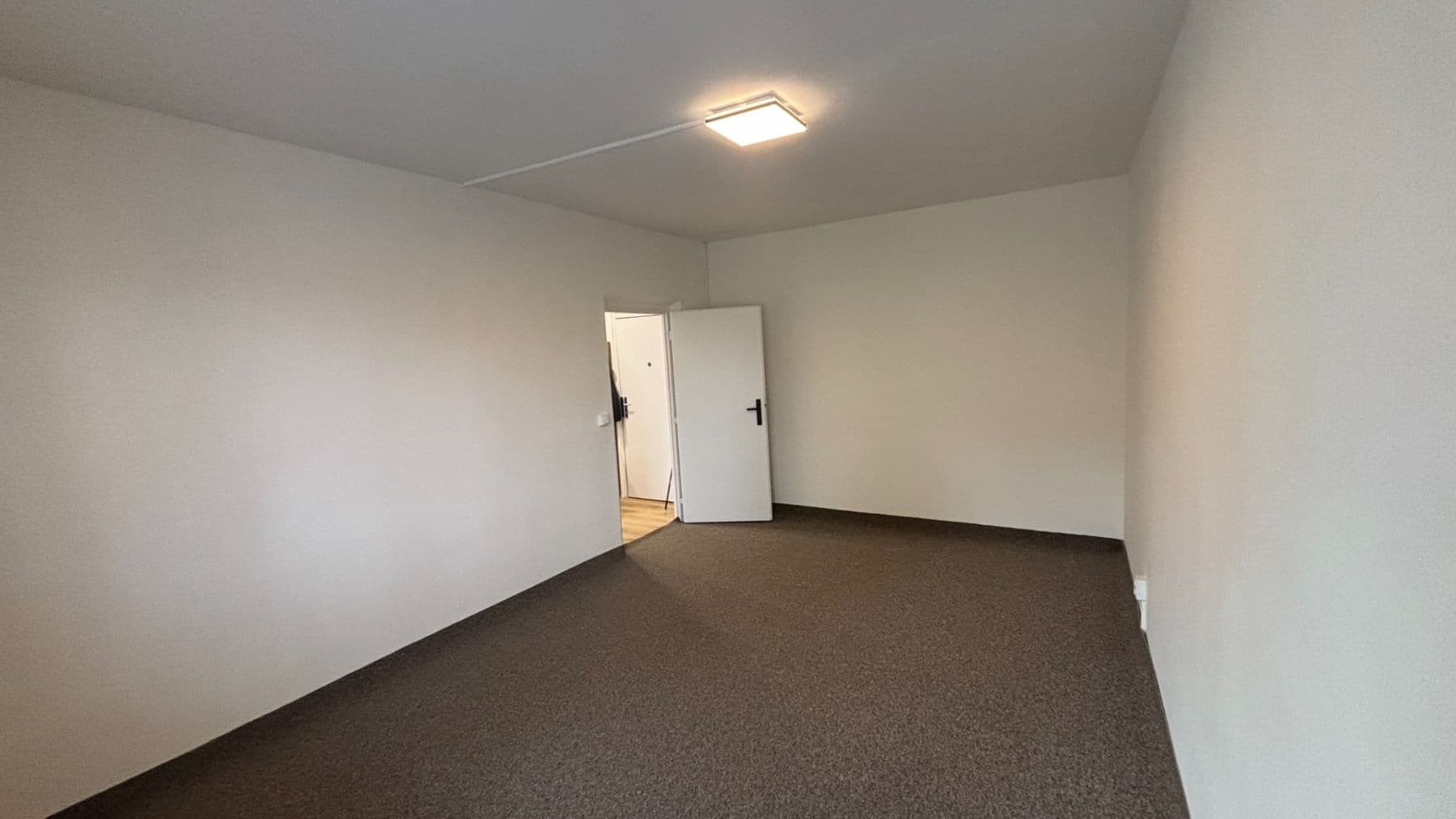 Pronájem bytu 1+1 37 m², sídl. Svobody, Prostějov, Olomoucký kraj Pronájem bytu 1+1 37 m², sídl. Svobody, Prostějov, Olomoucký kraj