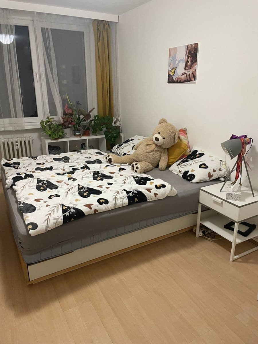 Pronájem bytu 2+kk 39 m², Bryksova, Praha, Praha Pronájem bytu 2+kk 39 m², Bryksova, Praha, Praha