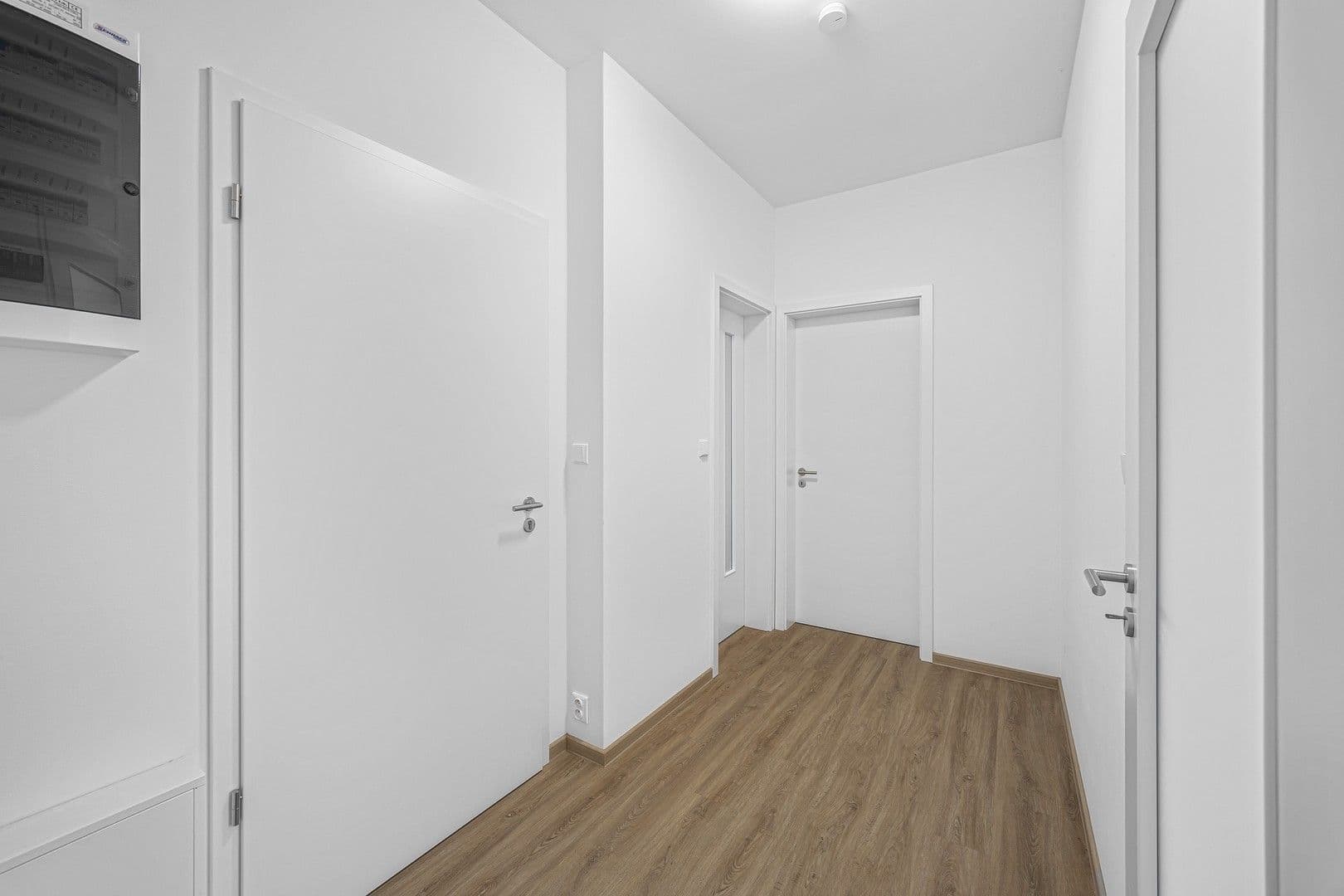 Pronájem bytu 2+kk 43 m², K dálnici, Praha, Praha Pronájem bytu 2+kk 43 m², K dálnici, Praha, Praha