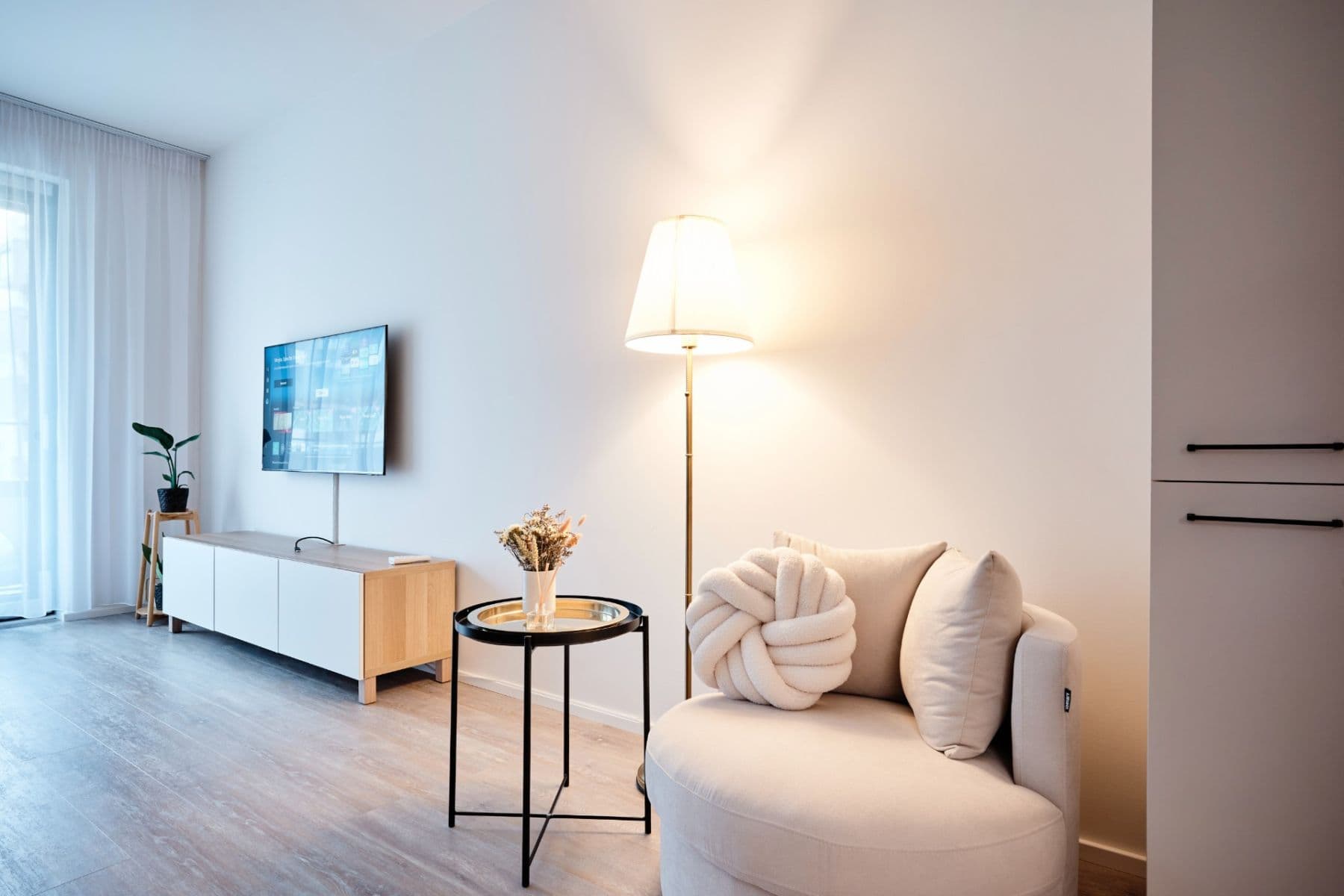 Pronájem bytu 1+kk 36 m², Šrámkové, Praha, Praha Pronájem bytu 1+kk 36 m², Šrámkové, Praha, Praha