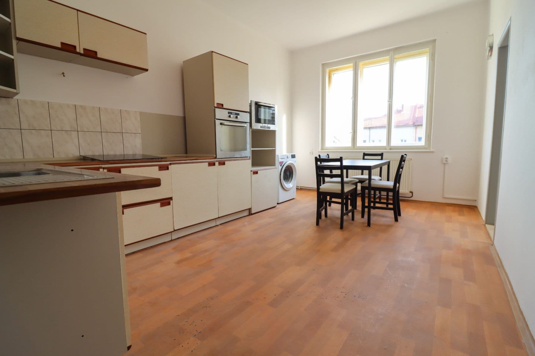 Pronájem bytu 4+1 18 m², Štítarská, Kolín, Středočeský kraj Pronájem bytu 4+1 18 m², Štítarská, Kolín, Středočeský kraj