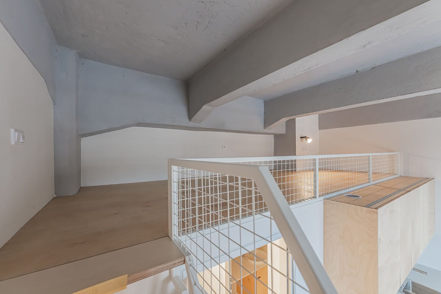 Pronájem bytu 1+kk 34 m², Pražská třída, Hradec Králové, Královéhradecký kraj Pronájem bytu 1+kk 34 m², Pražská třída, Hradec Králové, Královéhradecký kraj