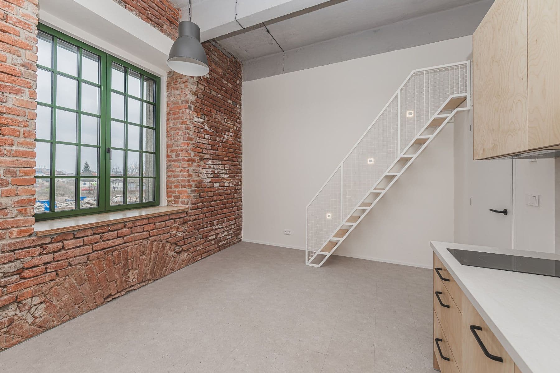 Pronájem bytu 1+kk 34 m², Pražská třída, Hradec Králové, Královéhradecký kraj Pronájem bytu 1+kk 34 m², Pražská třída, Hradec Králové, Královéhradecký kraj