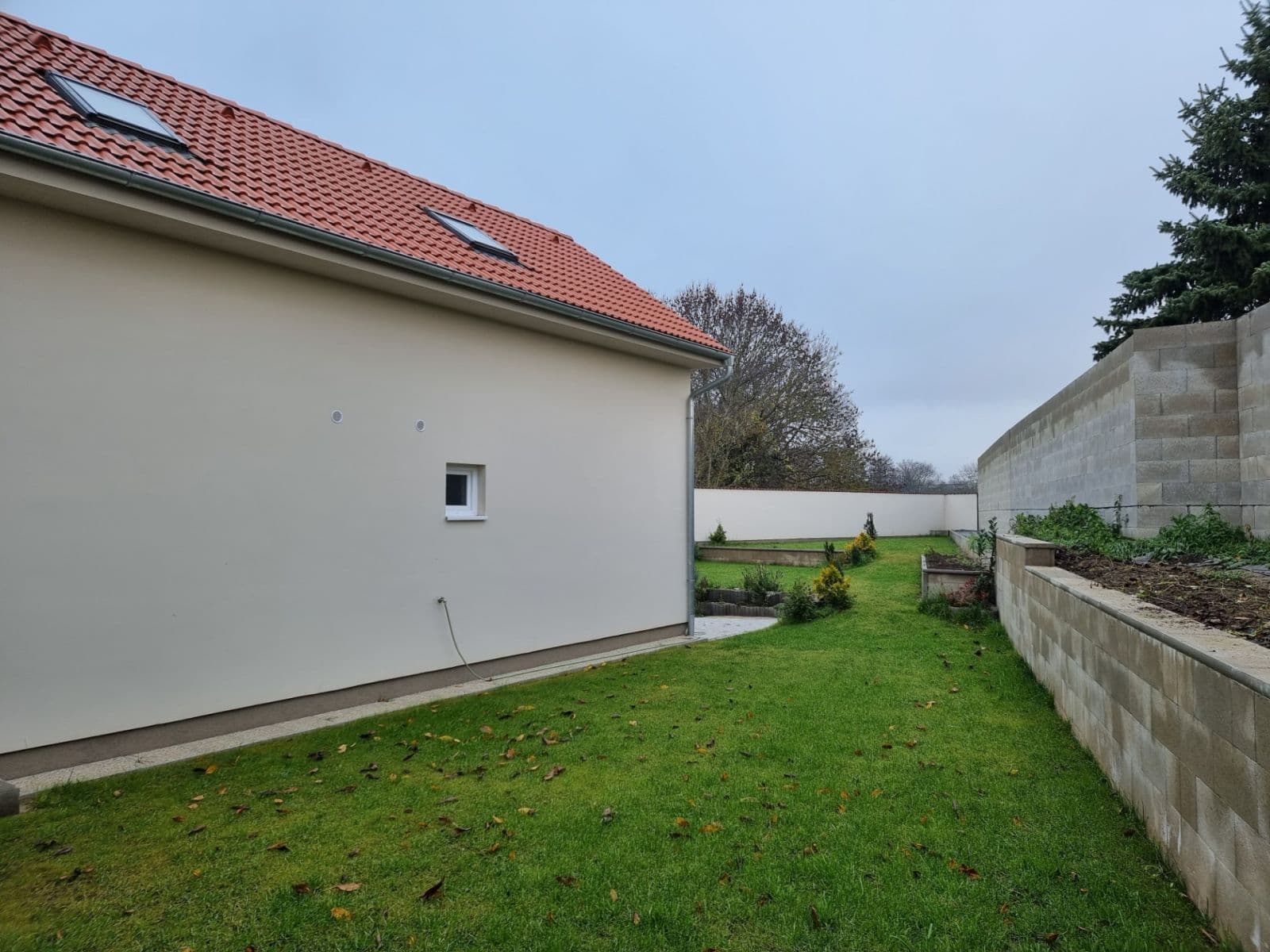 Prodej domu 130 m², pozemek 458 m², Chržín, Středočeský kraj Prodej domu 130 m², pozemek 458 m², Chržín, Středočeský kraj