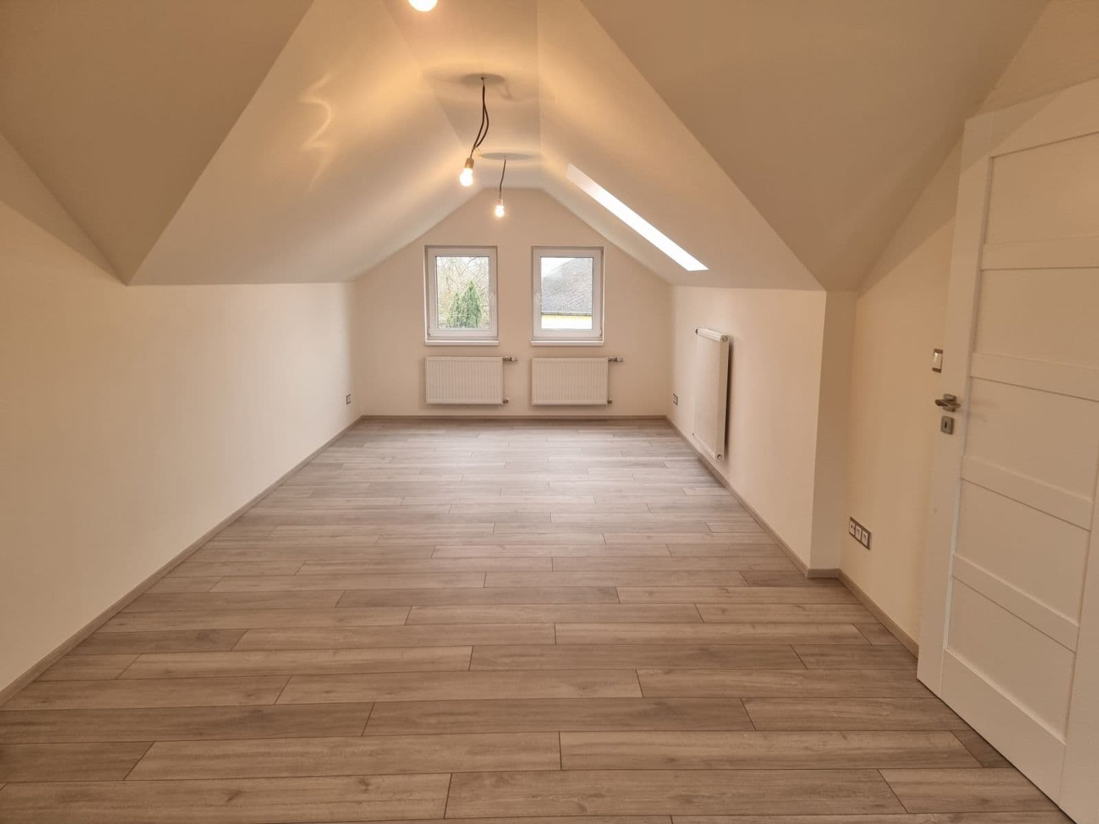 Prodej domu 130 m², pozemek 458 m², Chržín, Středočeský kraj Prodej domu 130 m², pozemek 458 m², Chržín, Středočeský kraj