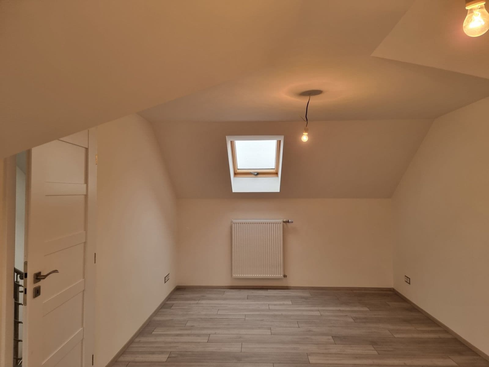 Prodej domu 130 m², pozemek 458 m², Chržín, Středočeský kraj Prodej domu 130 m², pozemek 458 m², Chržín, Středočeský kraj