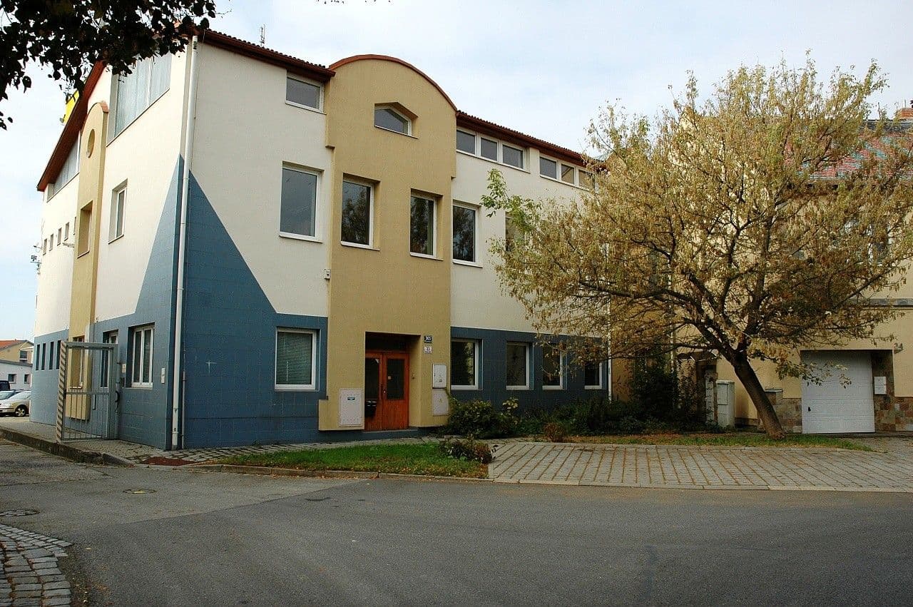 Pronájem nebytového prostoru 259 m², Staré náměstí, Brno, Jihomoravský kraj Pronájem nebytového prostoru 259 m², Staré náměstí, Brno, Jihomoravský kraj