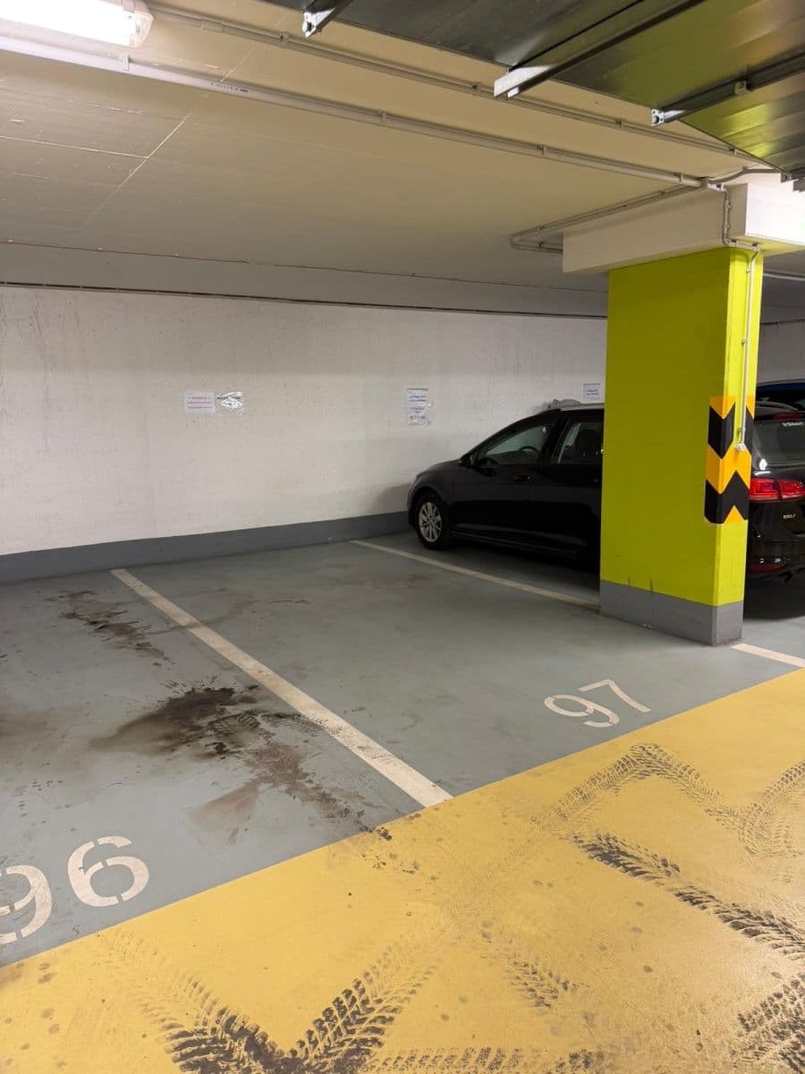 Pronájem garáže 13 m², Kurta Konráda, Praha, Praha Pronájem garáže 13 m², Kurta Konráda, Praha, Praha