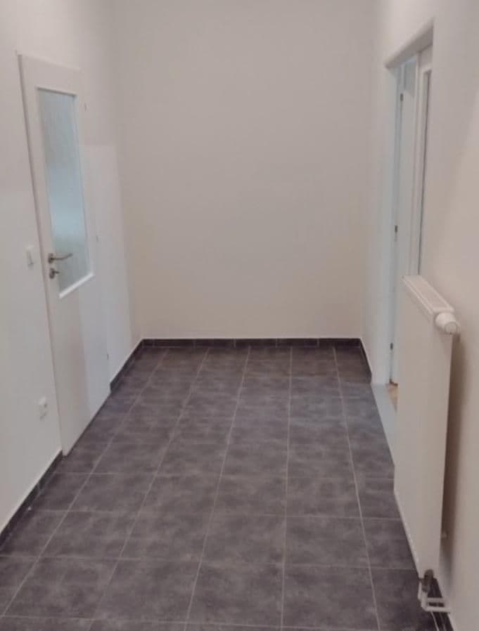 Pronájem bytu 1+1 51 m², Vocelova, Kutná Hora, Středočeský kraj Pronájem bytu 1+1 51 m², Vocelova, Kutná Hora, Středočeský kraj