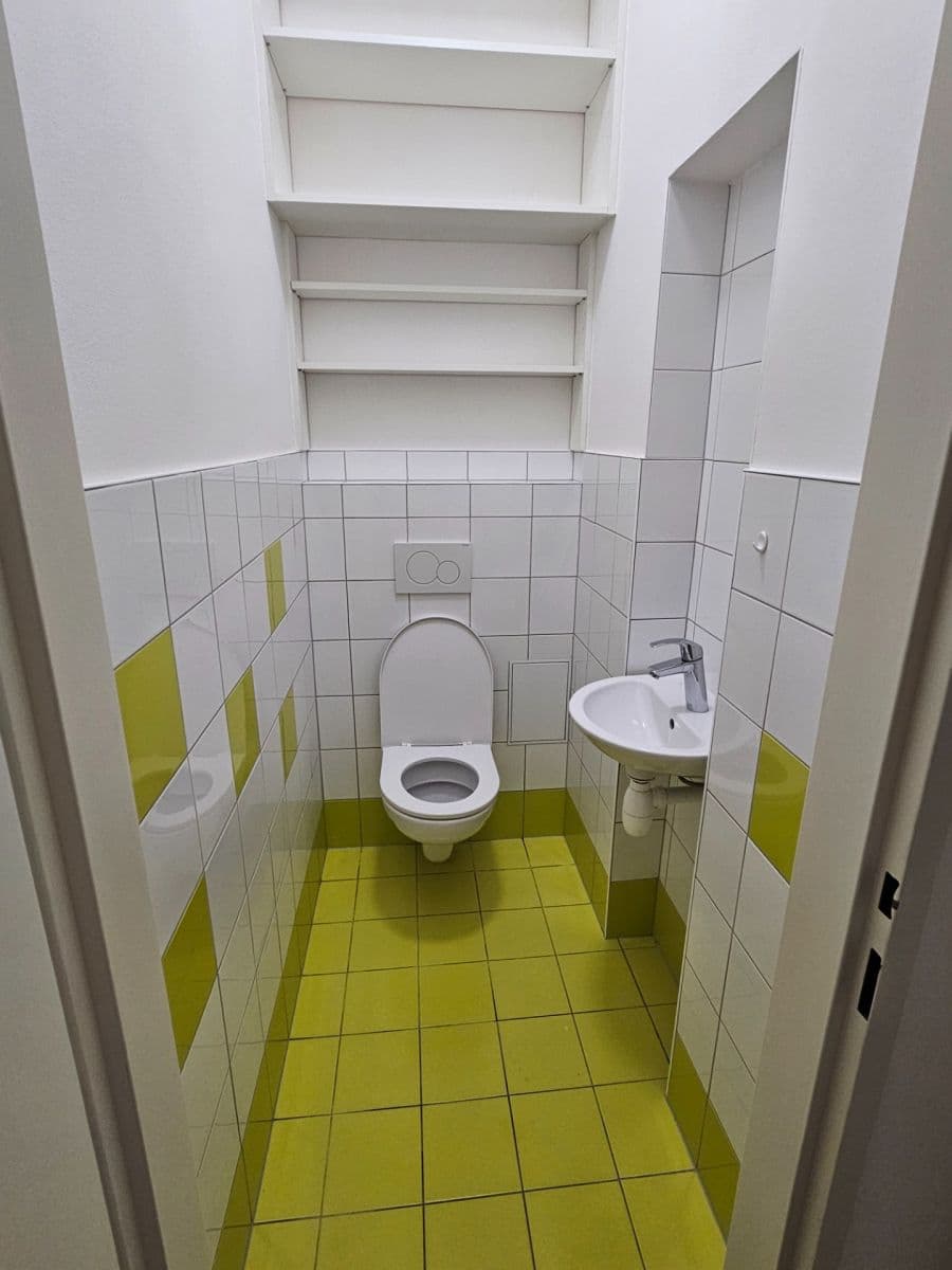 Pronájem bytu 2+kk 50 m², Na Zástřelu, Praha, Praha Pronájem bytu 2+kk 50 m², Na Zástřelu, Praha, Praha