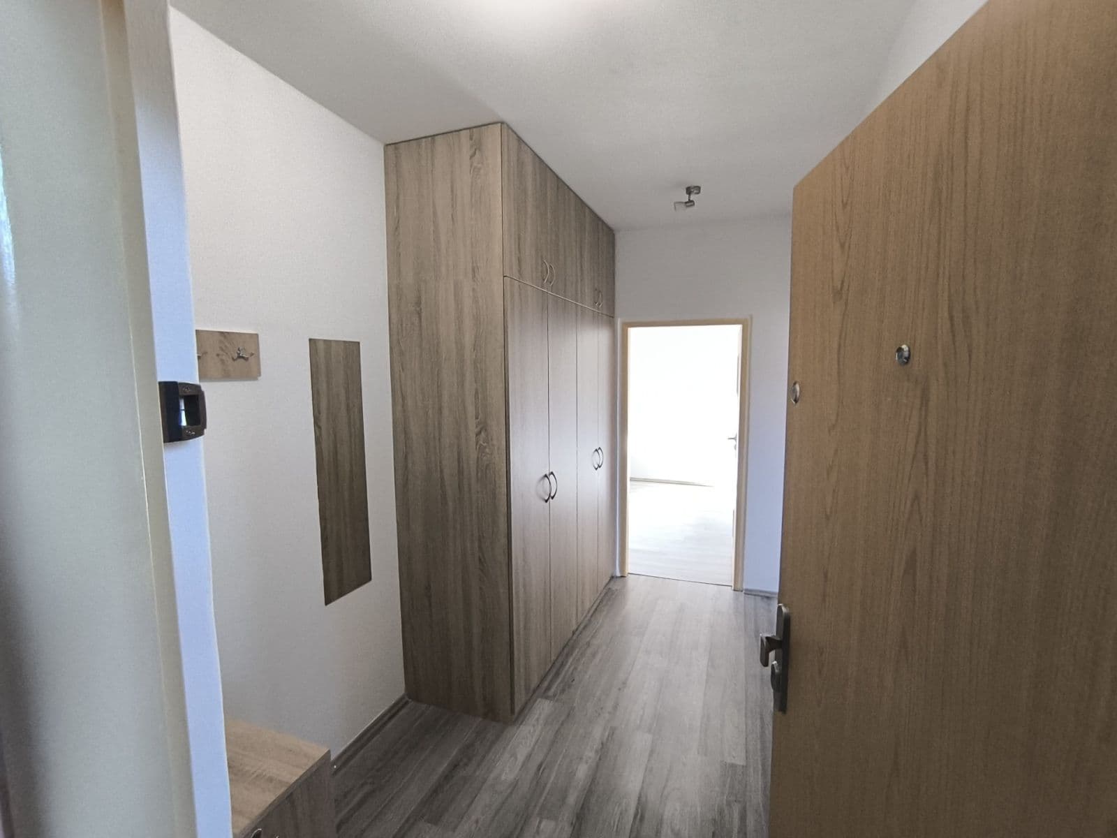 Pronájem bytu 2+1 55 m², Říjnová, Chodov, Karlovarský kraj Pronájem bytu 2+1 55 m², Říjnová, Chodov, Karlovarský kraj