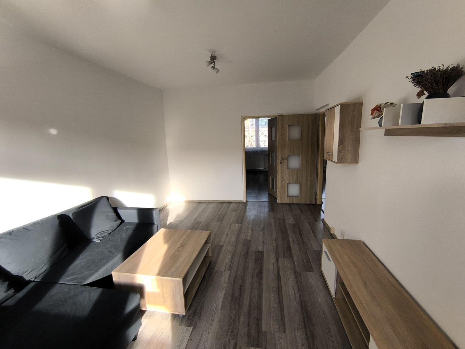 Pronájem bytu 2+1 55 m², Říjnová, Chodov, Karlovarský kraj Pronájem bytu 2+1 55 m², Říjnová, Chodov, Karlovarský kraj