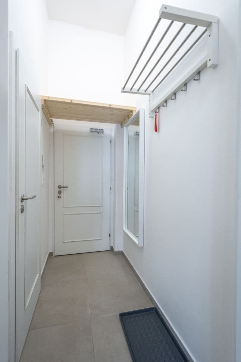 Pronájem bytu 1+kk 19 m², Čelakovského sady, Praha, Praha Pronájem bytu 1+kk 19 m², Čelakovského sady, Praha, Praha