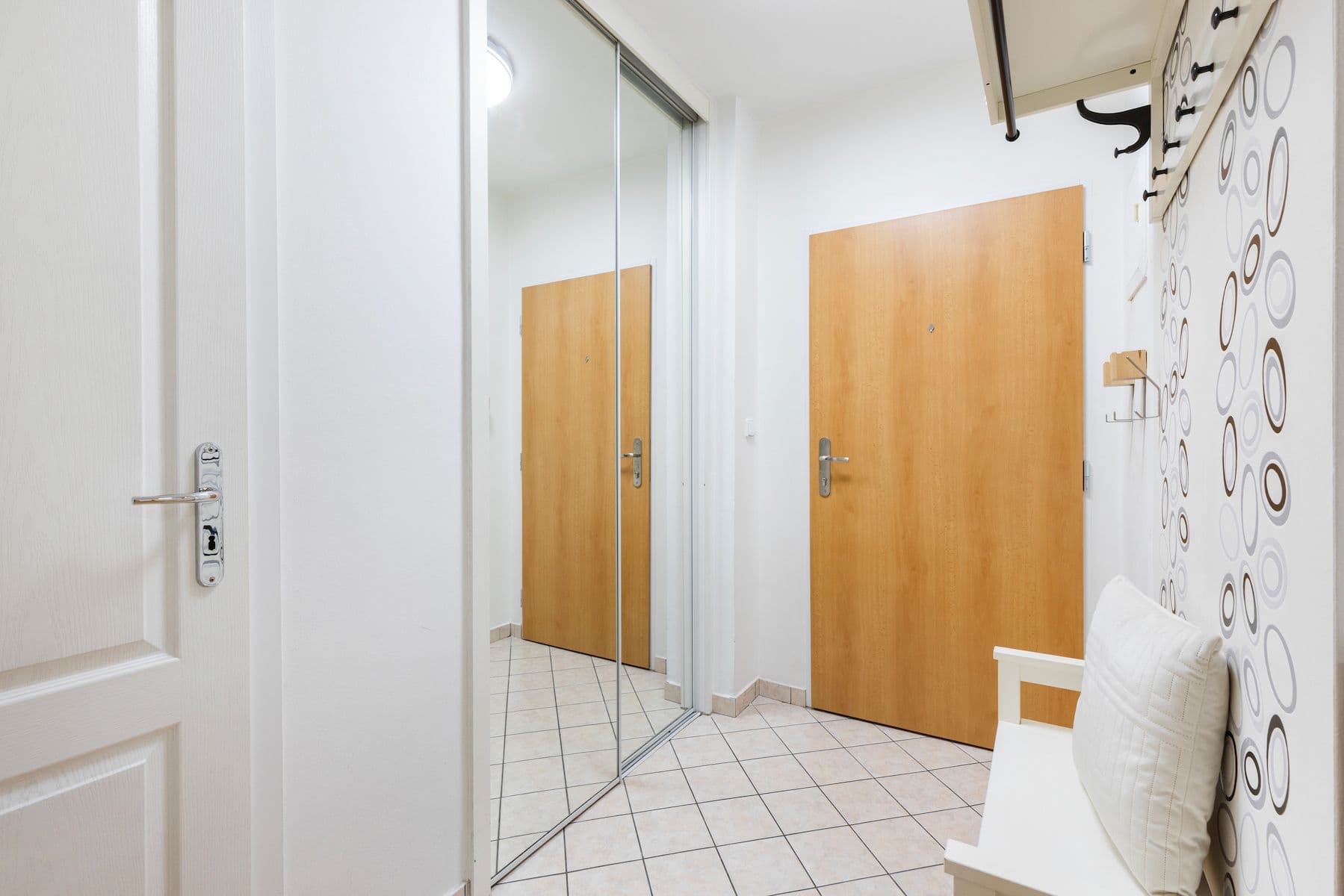 Prodej bytu 3+1 86 m², V Olšinách, Praha, Praha Prodej bytu 3+1 86 m², V Olšinách, Praha, Praha