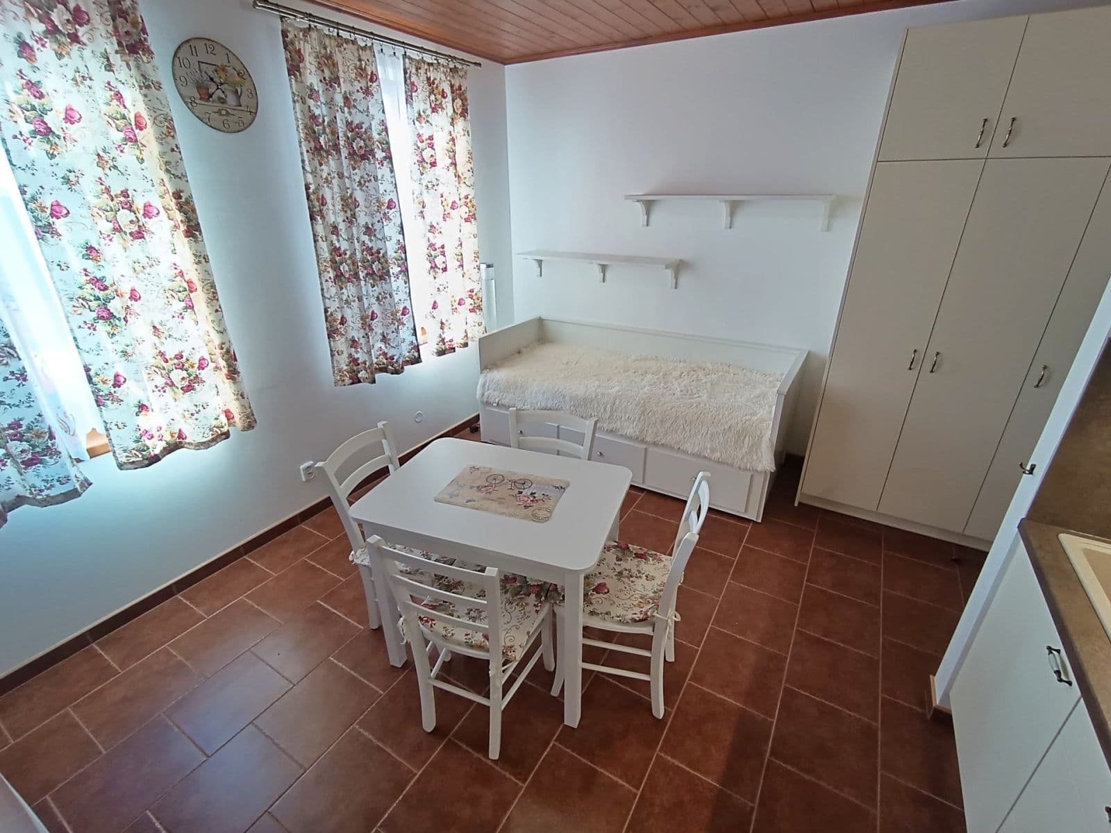 Pronájem bytu 1+kk 22 m², Medlov, Jihomoravský kraj Pronájem bytu 1+kk 22 m², Medlov, Jihomoravský kraj