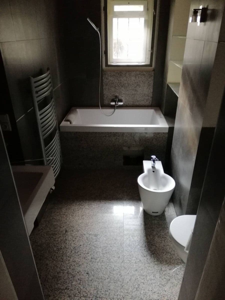 Pronájem bytu 2+1 62 m², Macharovo náměstí, Praha, Praha Pronájem bytu 2+1 62 m², Macharovo náměstí, Praha, Praha