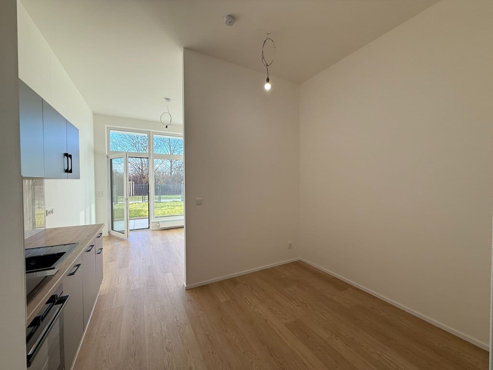Pronájem bytu 1+kk 35 m², třída Generála Píky, Brno, Jihomoravský kraj Pronájem bytu 1+kk 35 m², třída Generála Píky, Brno, Jihomoravský kraj