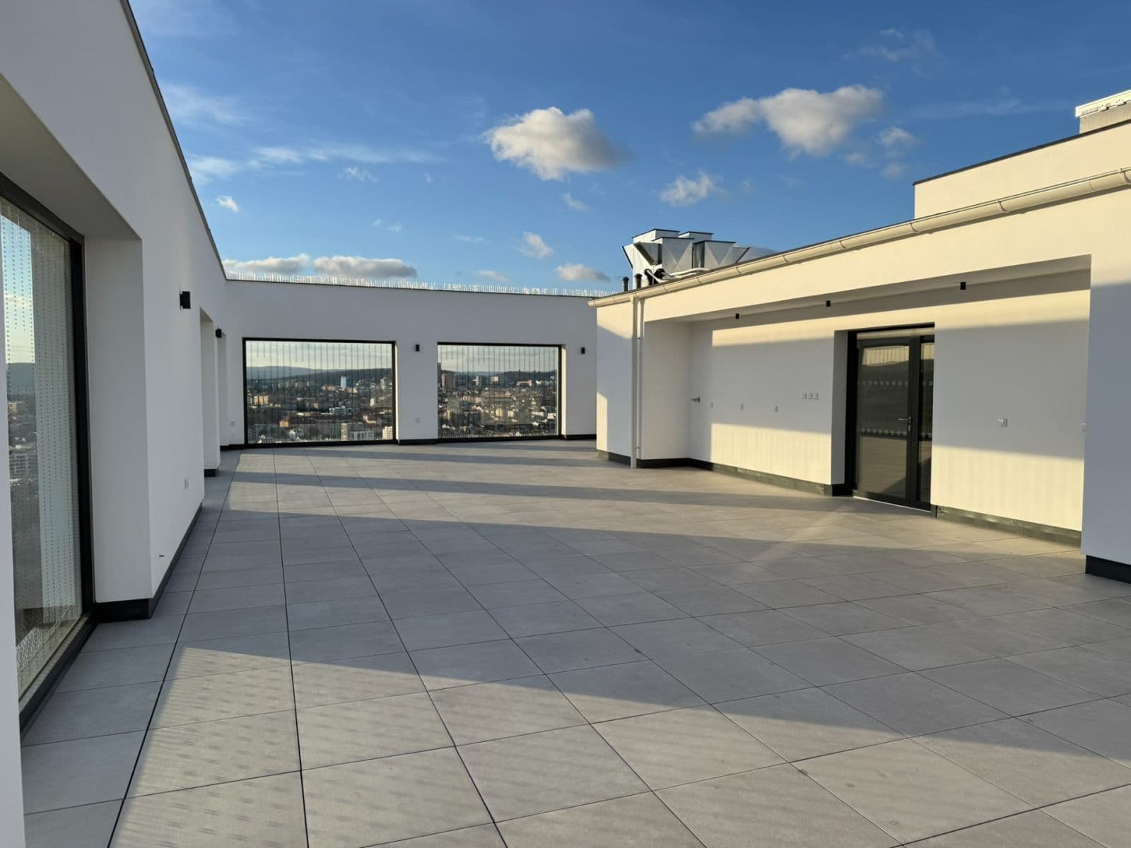 Pronájem bytu 1+kk 35 m², třída Generála Píky, Brno, Jihomoravský kraj Pronájem bytu 1+kk 35 m², třída Generála Píky, Brno, Jihomoravský kraj