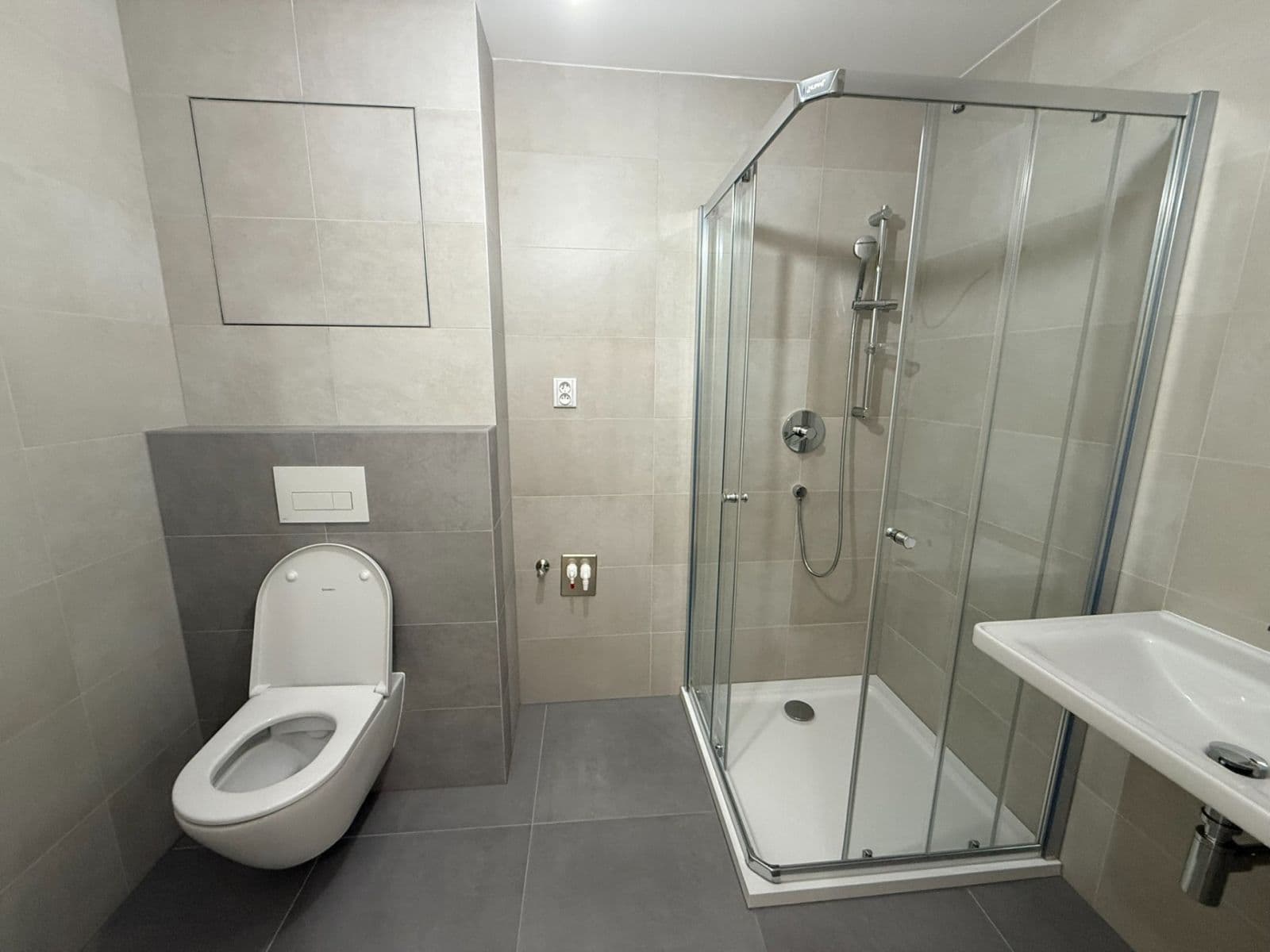 Pronájem bytu 1+kk 35 m², třída Generála Píky, Brno, Jihomoravský kraj Pronájem bytu 1+kk 35 m², třída Generála Píky, Brno, Jihomoravský kraj