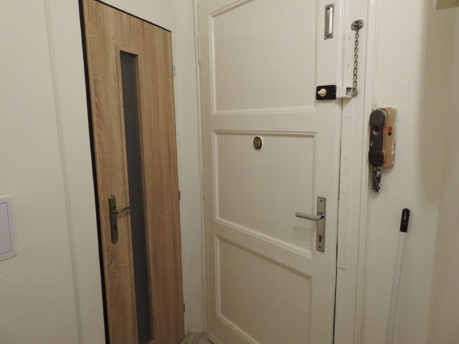 Pronájem bytu 1+1 40 m², Cetyňská, Praha, Praha Pronájem bytu 1+1 40 m², Cetyňská, Praha, Praha