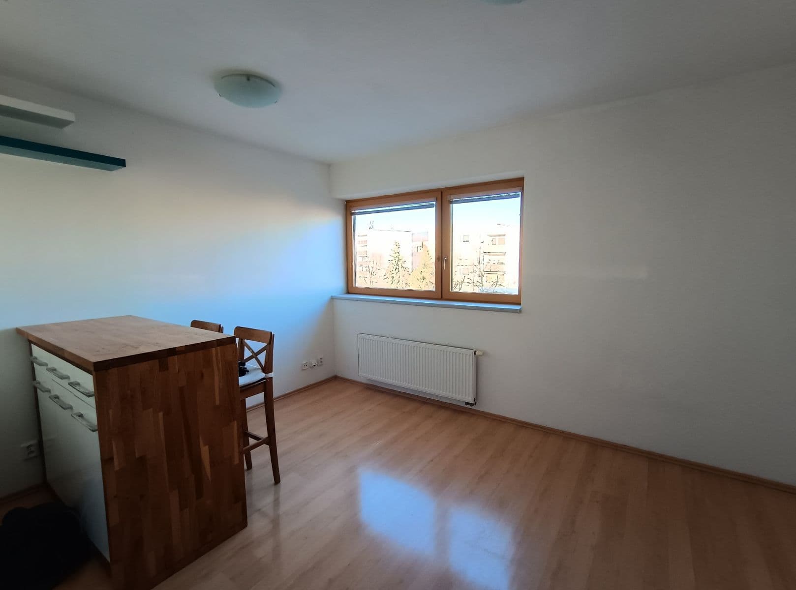Pronájem bytu 1+kk 24 m², Ke Škole, Mníšek pod Brdy, Středočeský kraj Pronájem bytu 1+kk 24 m², Ke Škole, Mníšek pod Brdy, Středočeský kraj