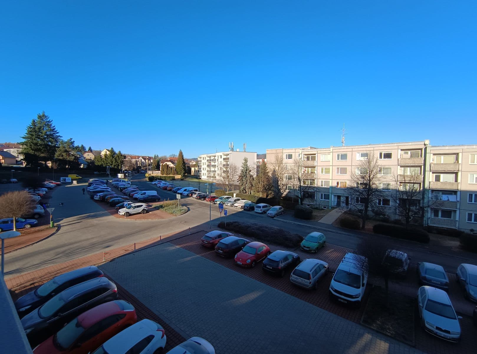 Pronájem bytu 1+kk 24 m², Ke Škole, Mníšek pod Brdy, Středočeský kraj Pronájem bytu 1+kk 24 m², Ke Škole, Mníšek pod Brdy, Středočeský kraj