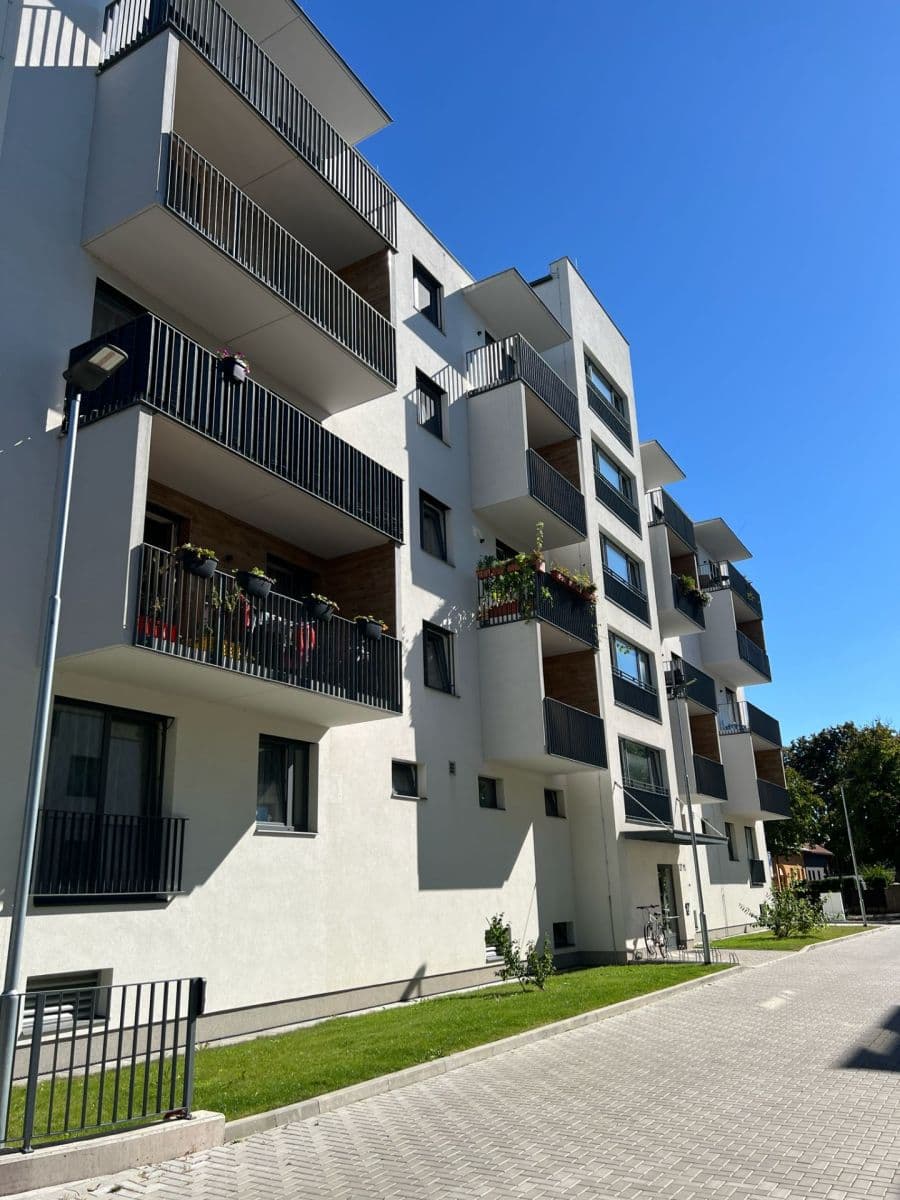 Pronájem bytu 3+kk 76 m², V Kolonii, Nymburk, Středočeský kraj Pronájem bytu 3+kk 76 m², V Kolonii, Nymburk, Středočeský kraj