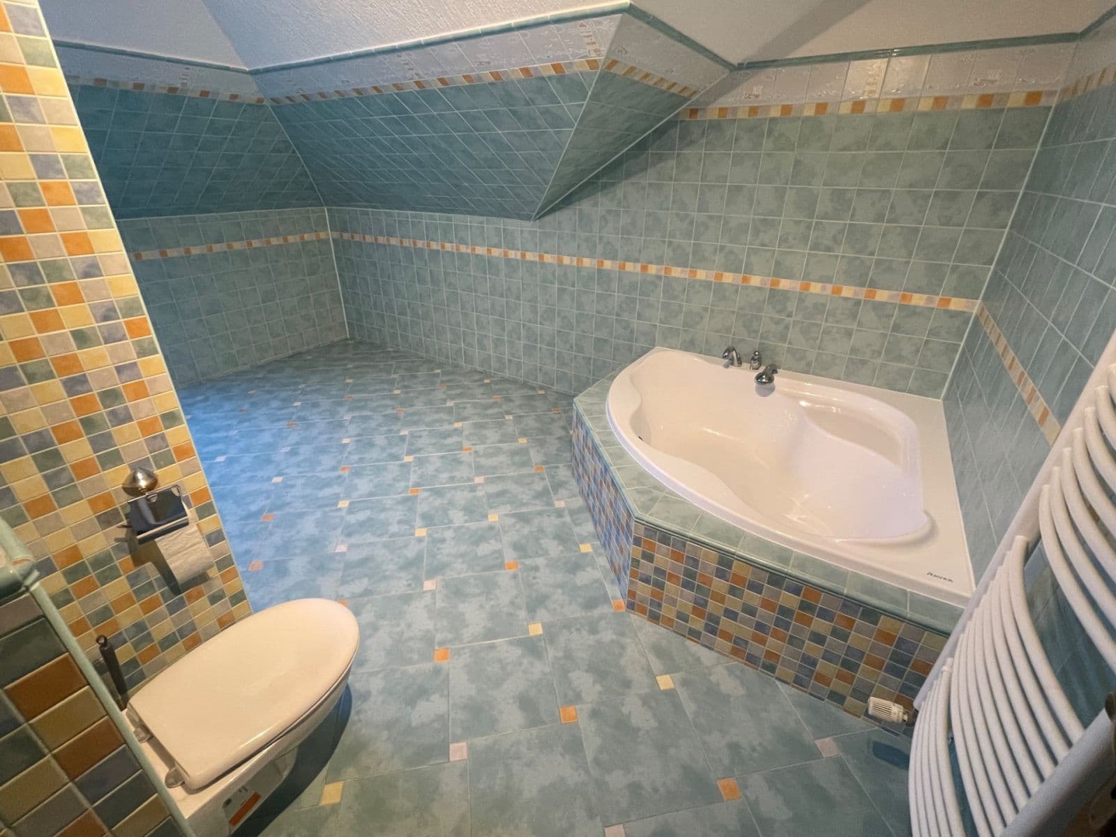 Pronájem domu 400 m², pozemek 2.000 m², Roblín, Středočeský kraj Pronájem domu 400 m², pozemek 2.000 m², Roblín, Středočeský kraj