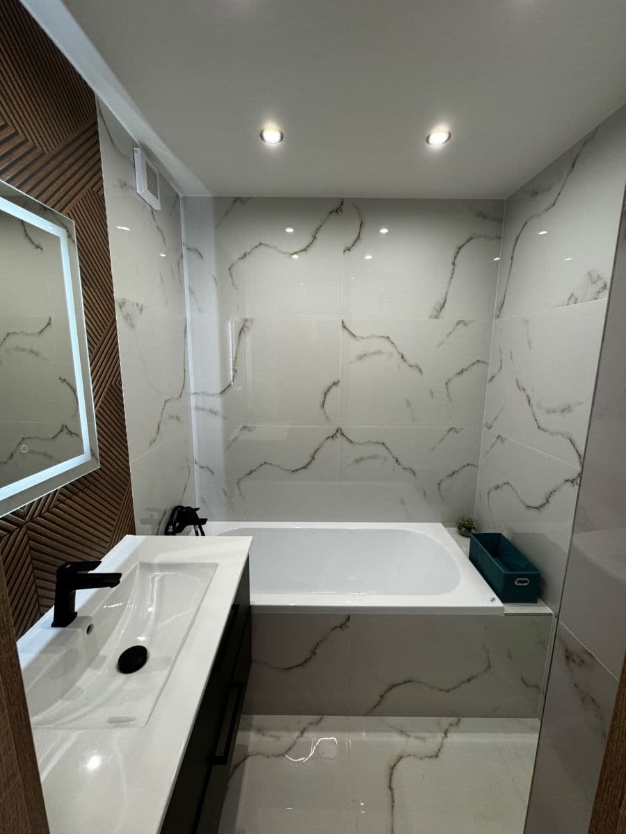 Prodej bytu 2+1 53 m², Závodní, Karviná, Moravskoslezský kraj Prodej bytu 2+1 53 m², Závodní, Karviná, Moravskoslezský kraj