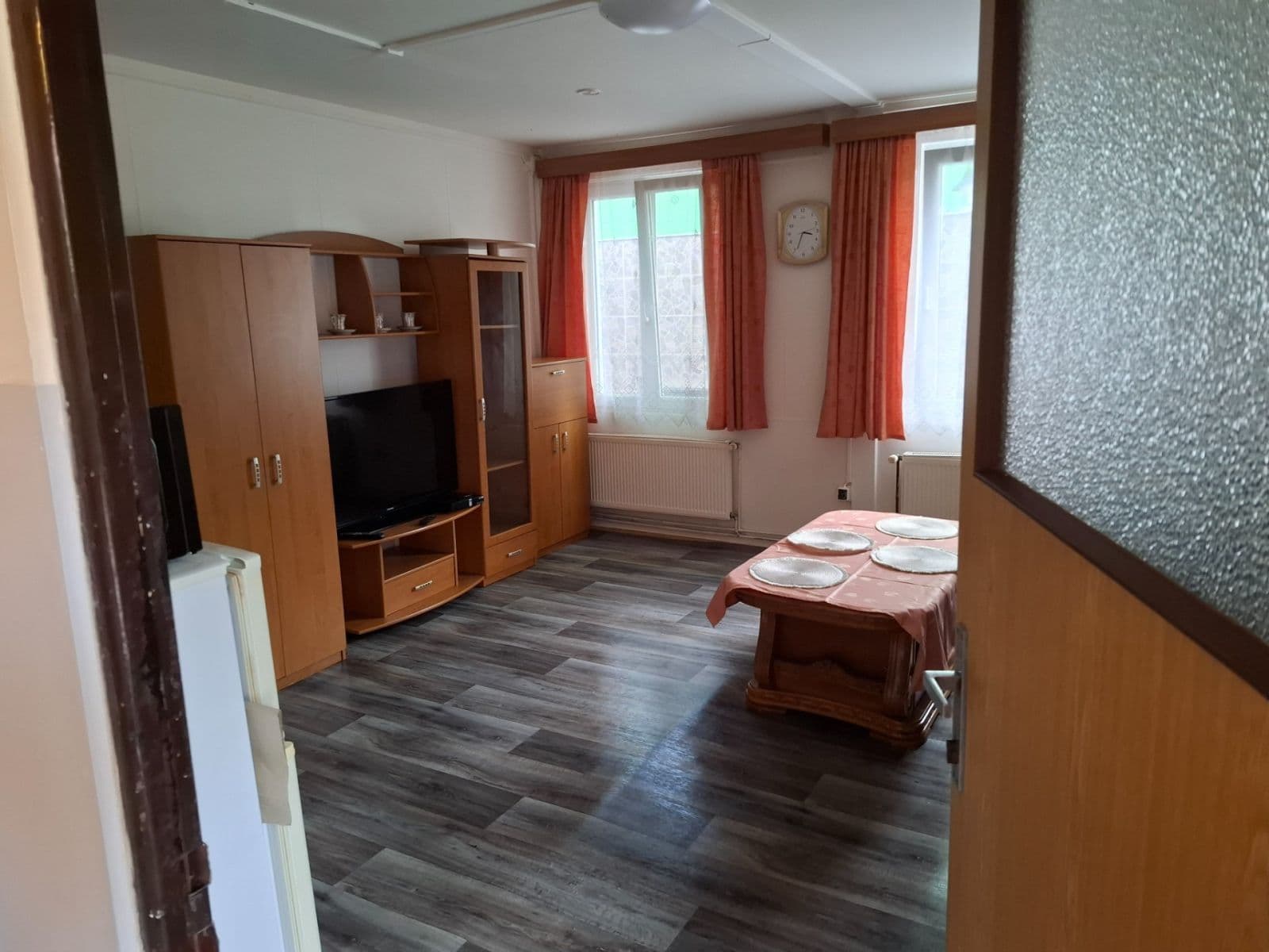 Pronájem bytu 1+kk 27 m², Hornická, Jinočany, Středočeský kraj Pronájem bytu 1+kk 27 m², Hornická, Jinočany, Středočeský kraj
