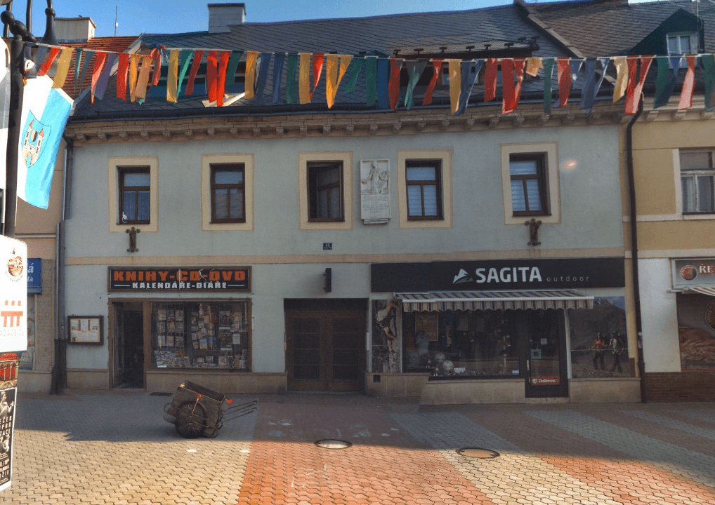 Pronájem nebytového prostoru 82 m², Husova, Jičín, Královéhradecký kraj Pronájem nebytového prostoru 82 m², Husova, Jičín, Královéhradecký kraj