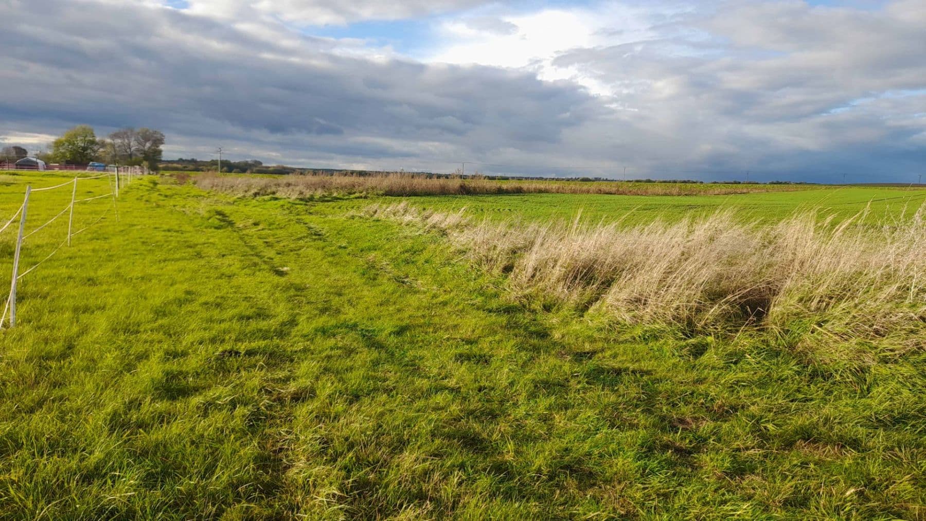 Prodej pozemku 1.500 m², Čachovice, Středočeský kraj Prodej pozemku 1.500 m², Čachovice, Středočeský kraj