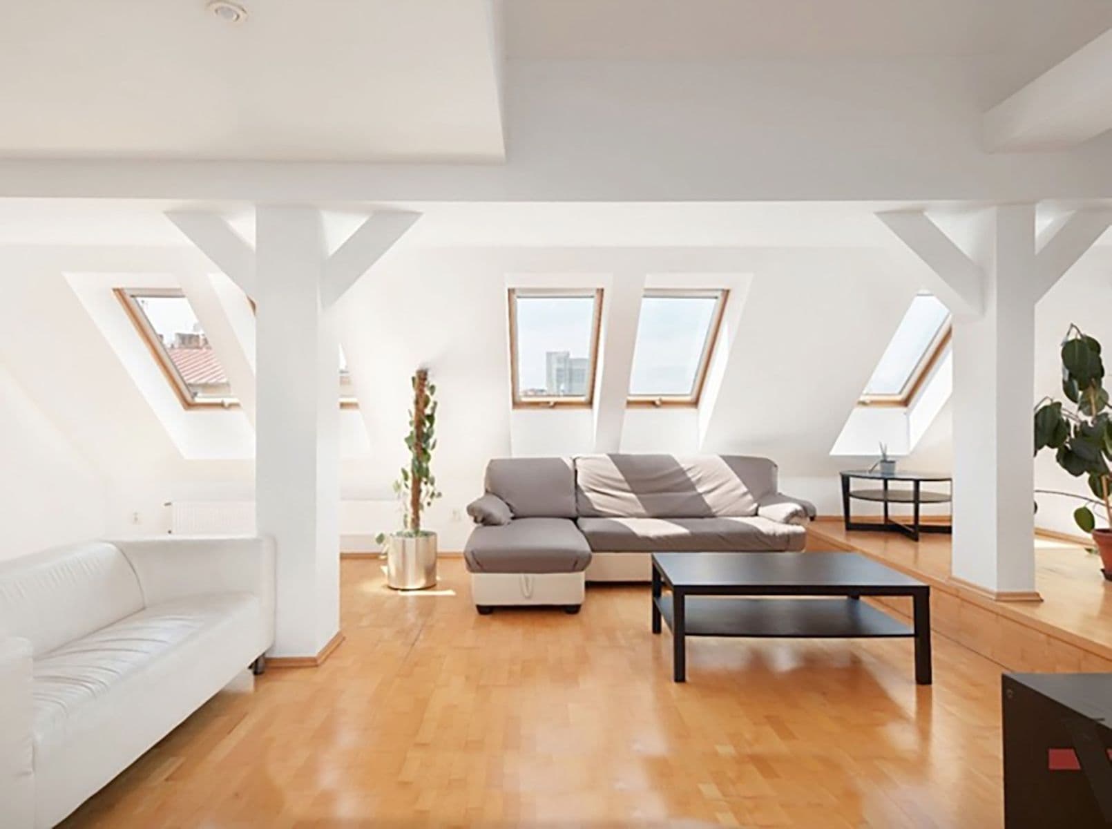 Pronájem bytu 3+kk 205 m², Mojmírova, Praha, Praha Pronájem bytu 3+kk 205 m², Mojmírova, Praha, Praha