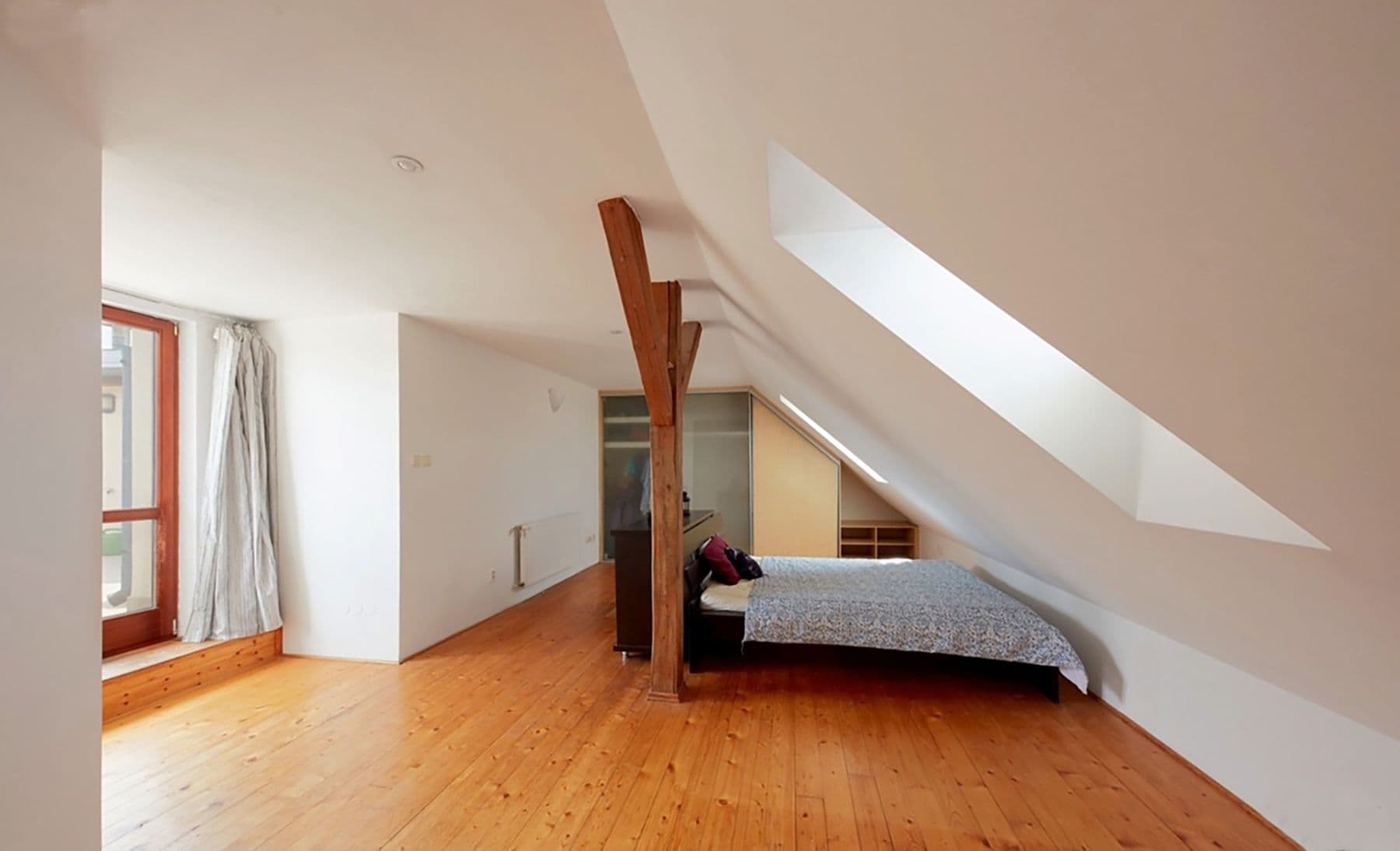 Pronájem bytu 3+kk 205 m², Mojmírova, Praha, Praha Pronájem bytu 3+kk 205 m², Mojmírova, Praha, Praha